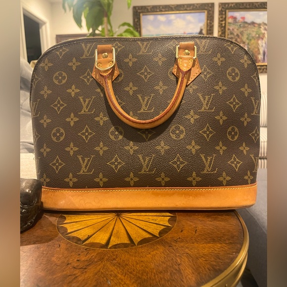 Louis Vuitton Retail $1,530 Monogram Alma PM - Picture 1 of 17